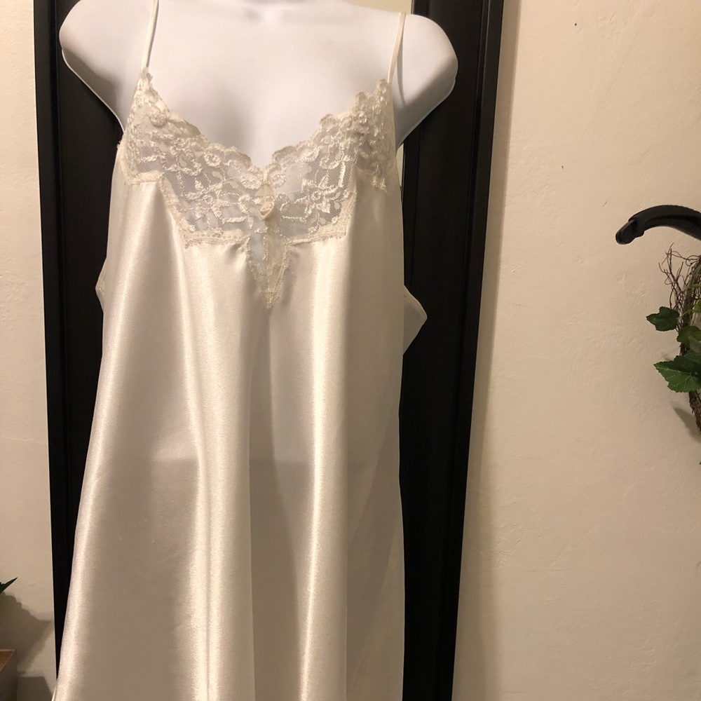 Intimates/sleepwear